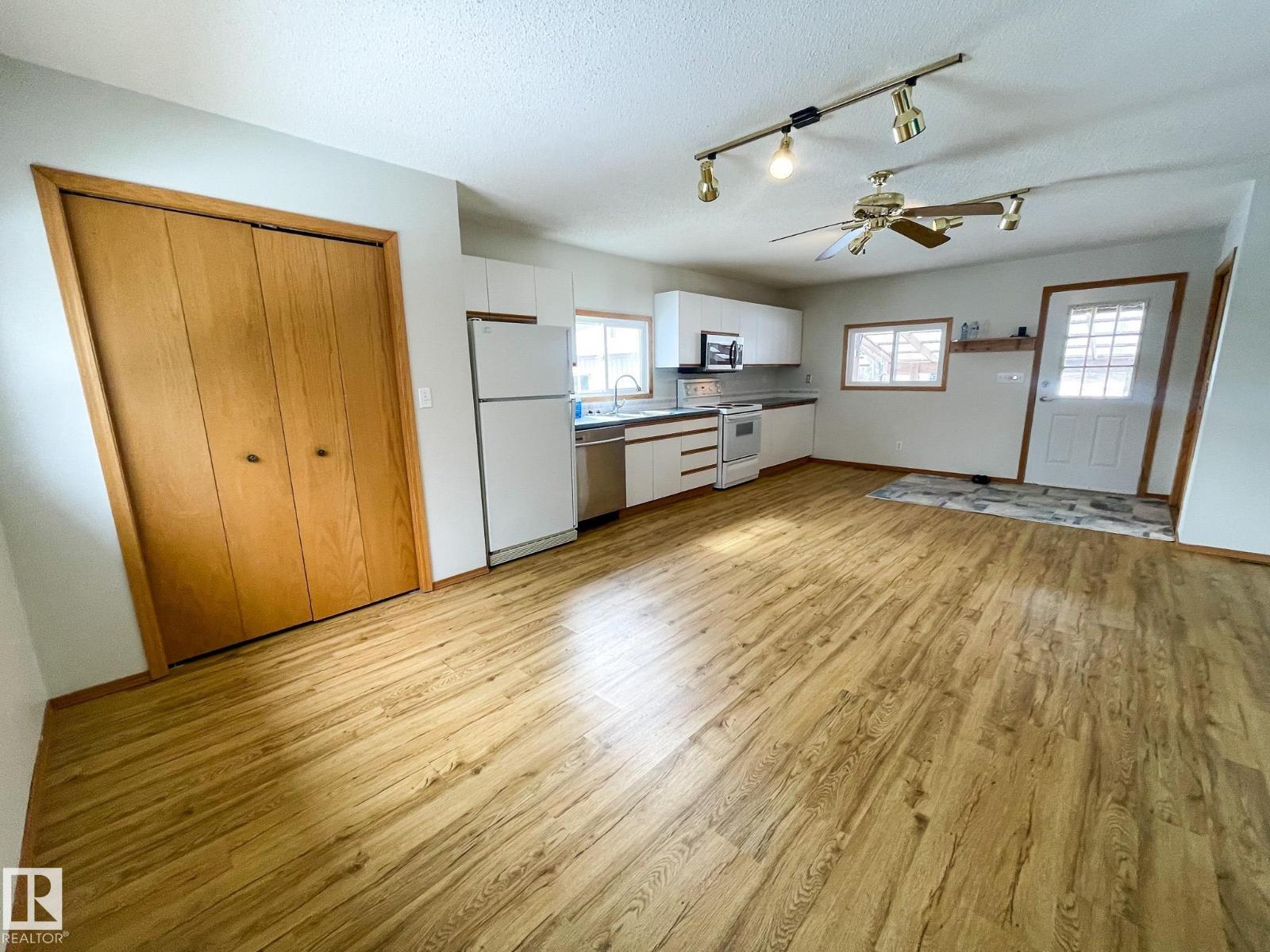 #190 47424 RGE ROAD 20 A, Rural Leduc County