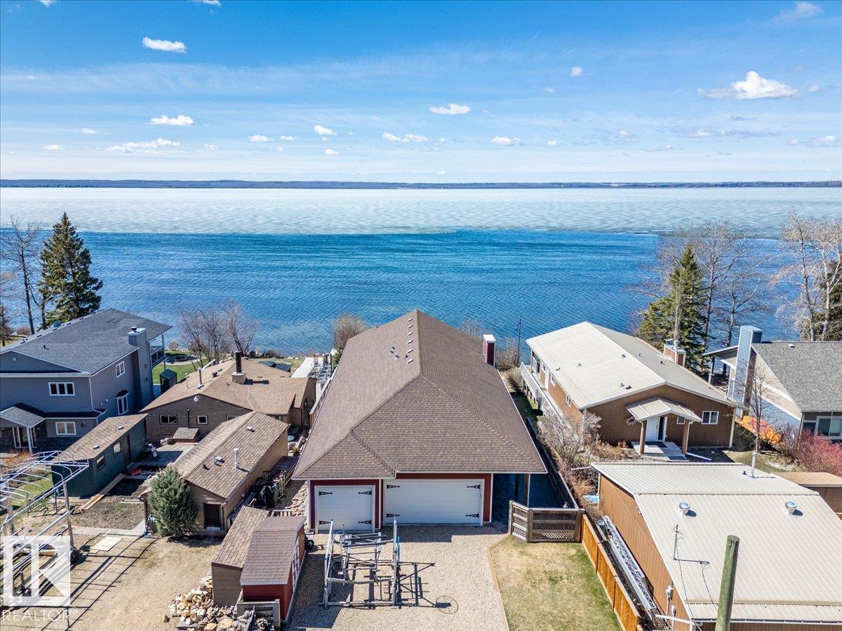 72 Beach Ave, Rural Leduc County