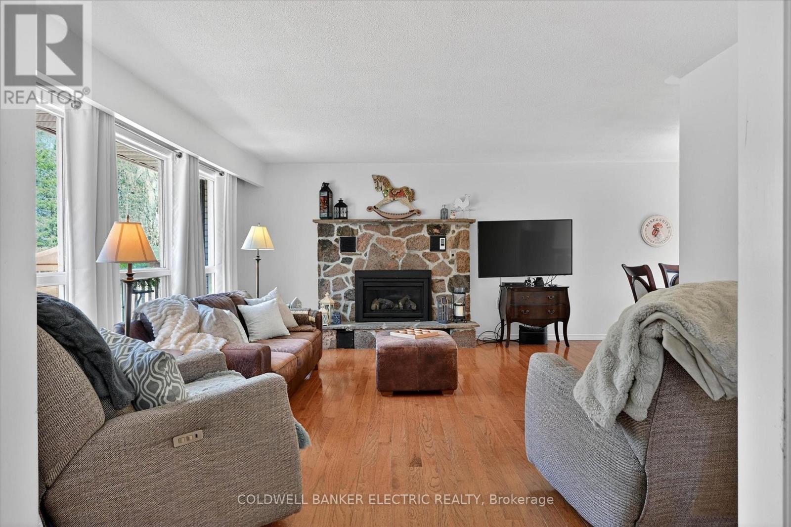 517 2ND LINE BELMONT - Image 3