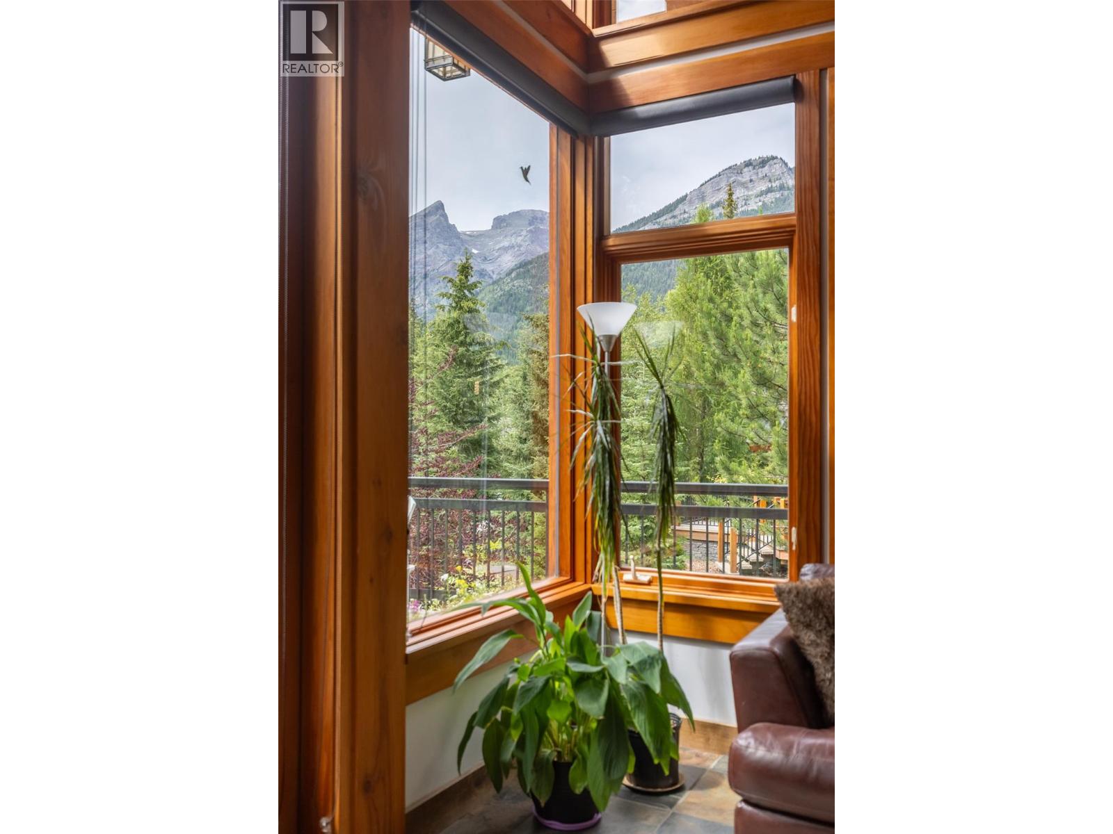 20 Alpine Trails Crescent - 17