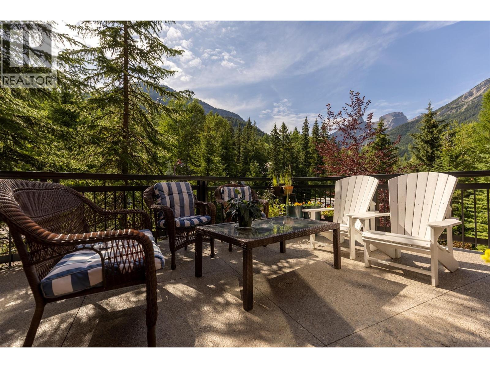 20 Alpine Trails Crescent - 4