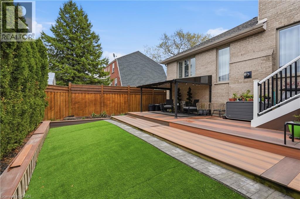 256 HIGHLAND Road W, Stoney Creek, Ontario, L8J2V2 — Photo 38