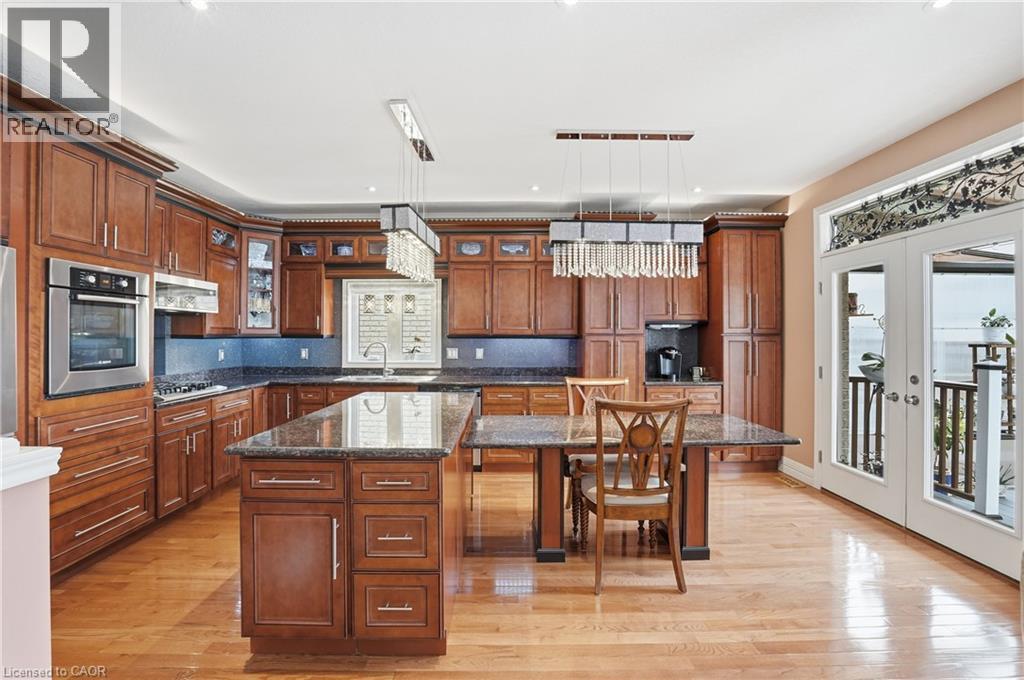 256 HIGHLAND Road W, Stoney Creek, Ontario, L8J2V2 — Photo 8