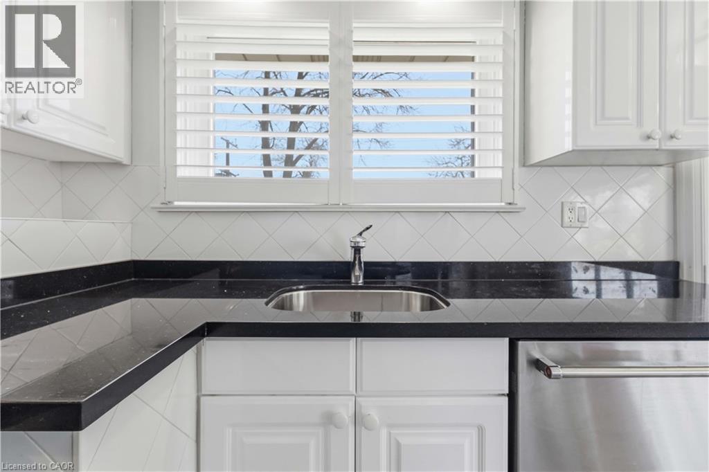 1 BIRKDALE Road, Toronto, Ontario, M1P3R2 — Photo 9