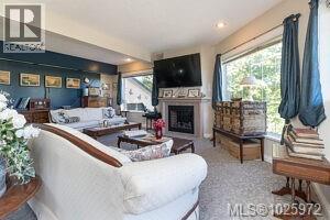 8626 Lochside Dr - 12
