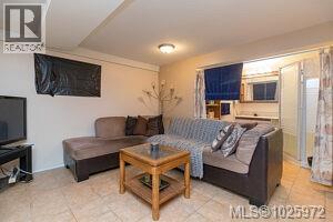8626 Lochside Dr - 61