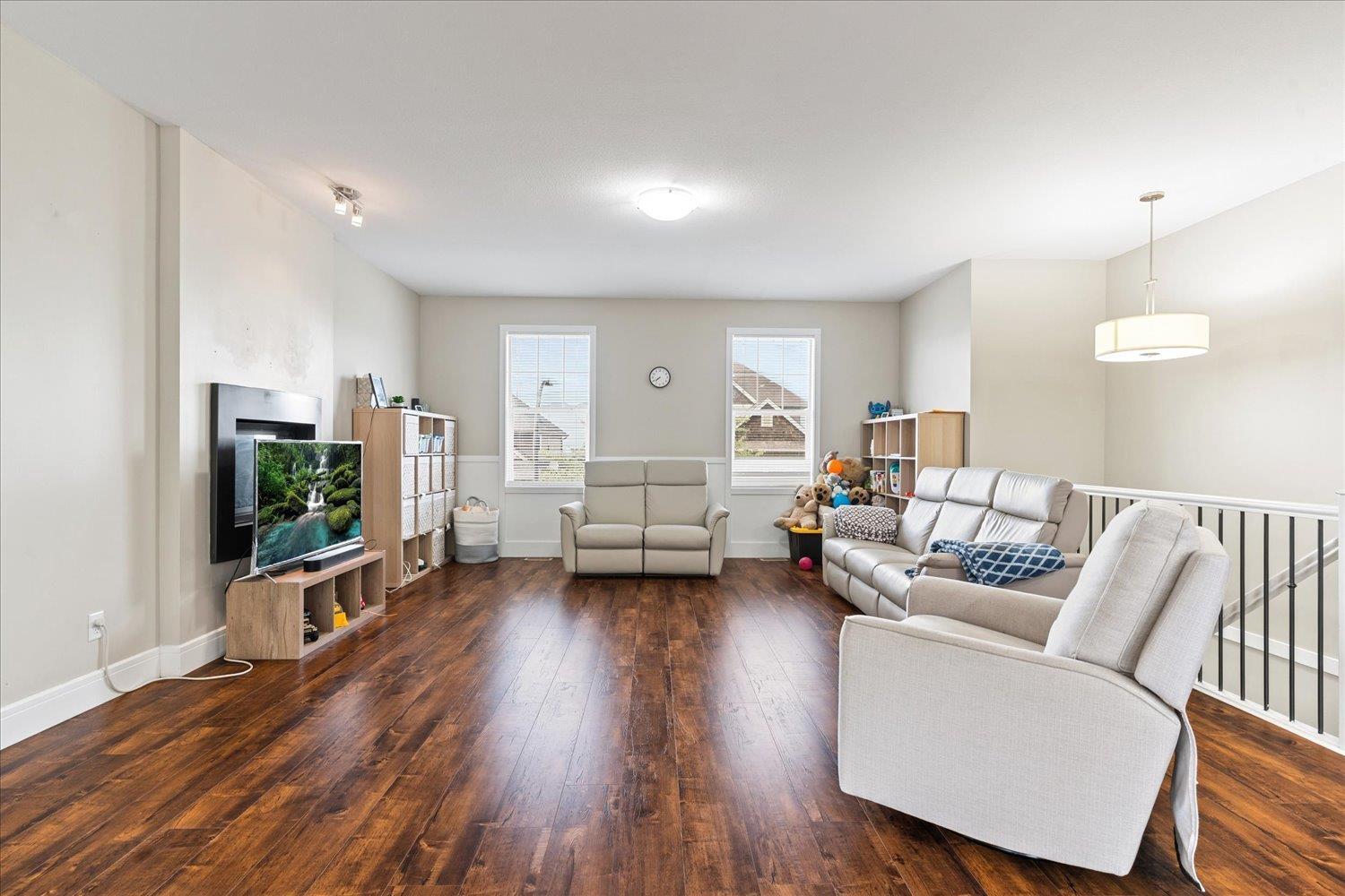 51106 SOPHIE CRESCENT, Eastern Hillsides, Chilliwack