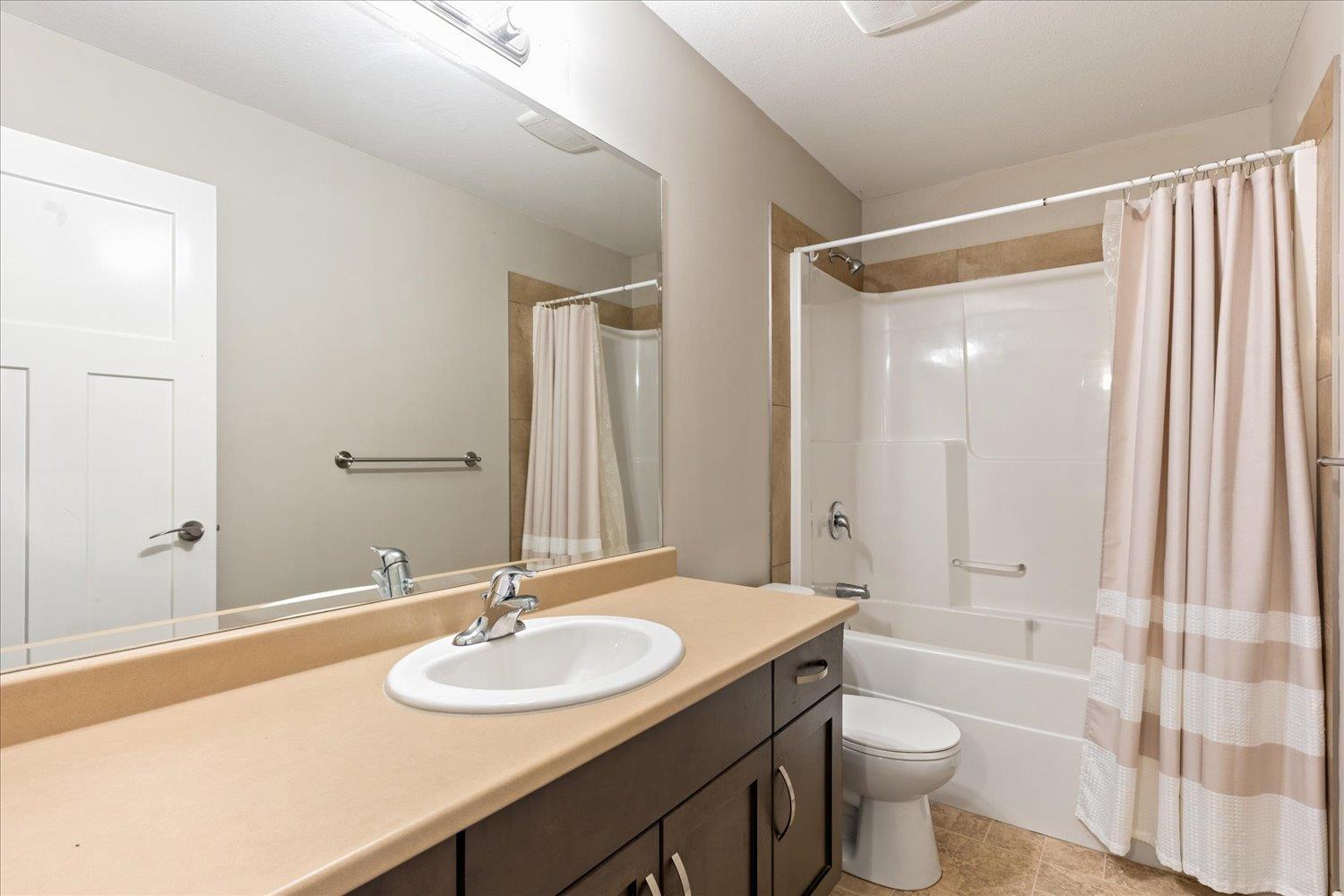 51106 SOPHIE CRESCENT, Eastern Hillsides, Chilliwack