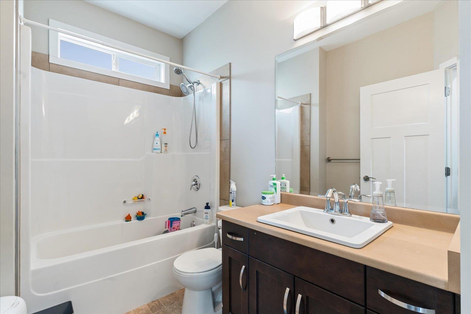 51106 SOPHIE CRESCENT, Eastern Hillsides, Chilliwack