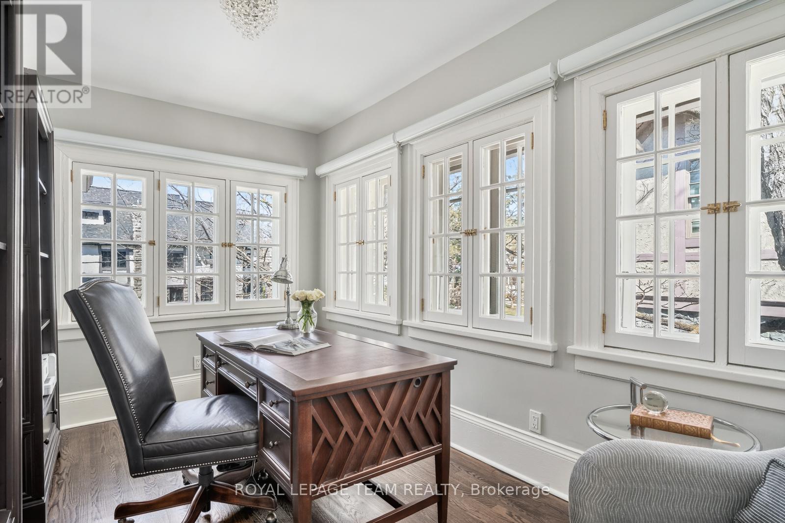 54 PARK ROAD - 26