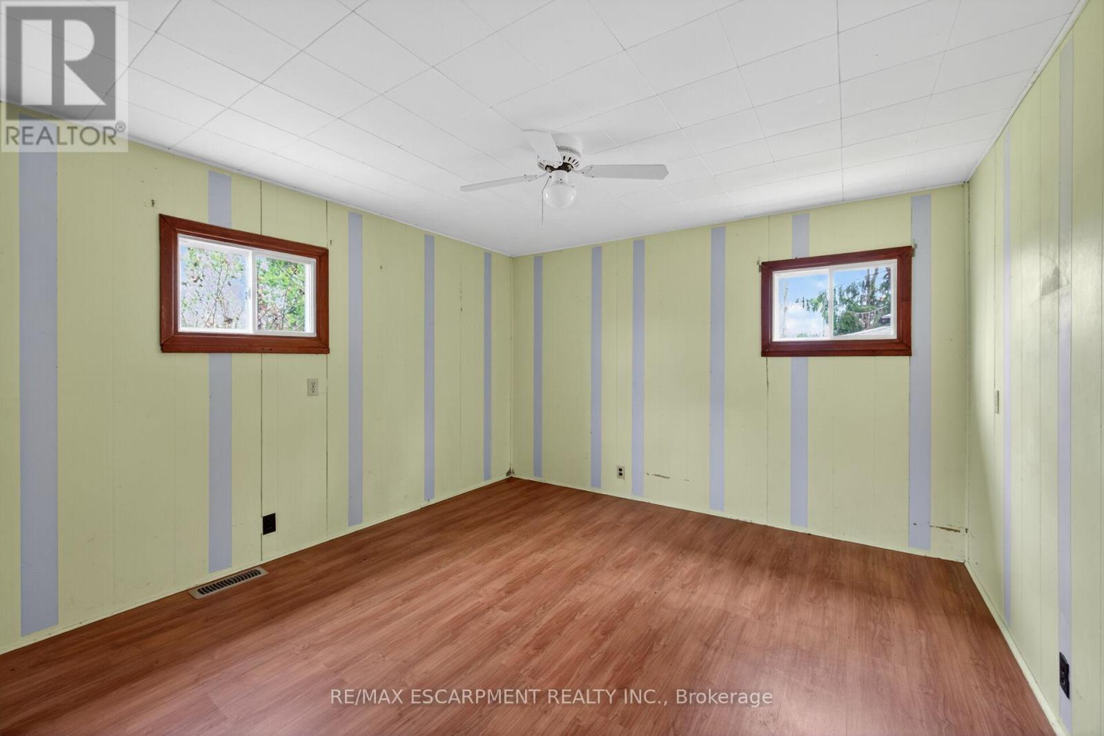 313 JOHN STREET - 22
