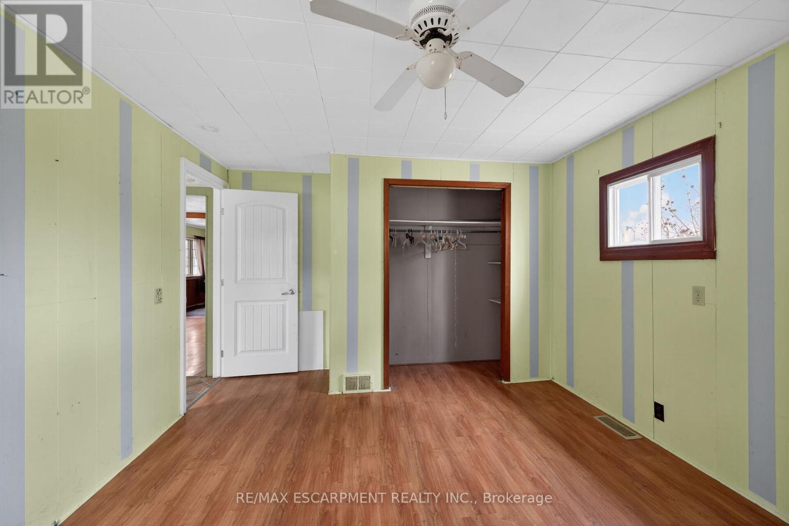 313 JOHN STREET - 23