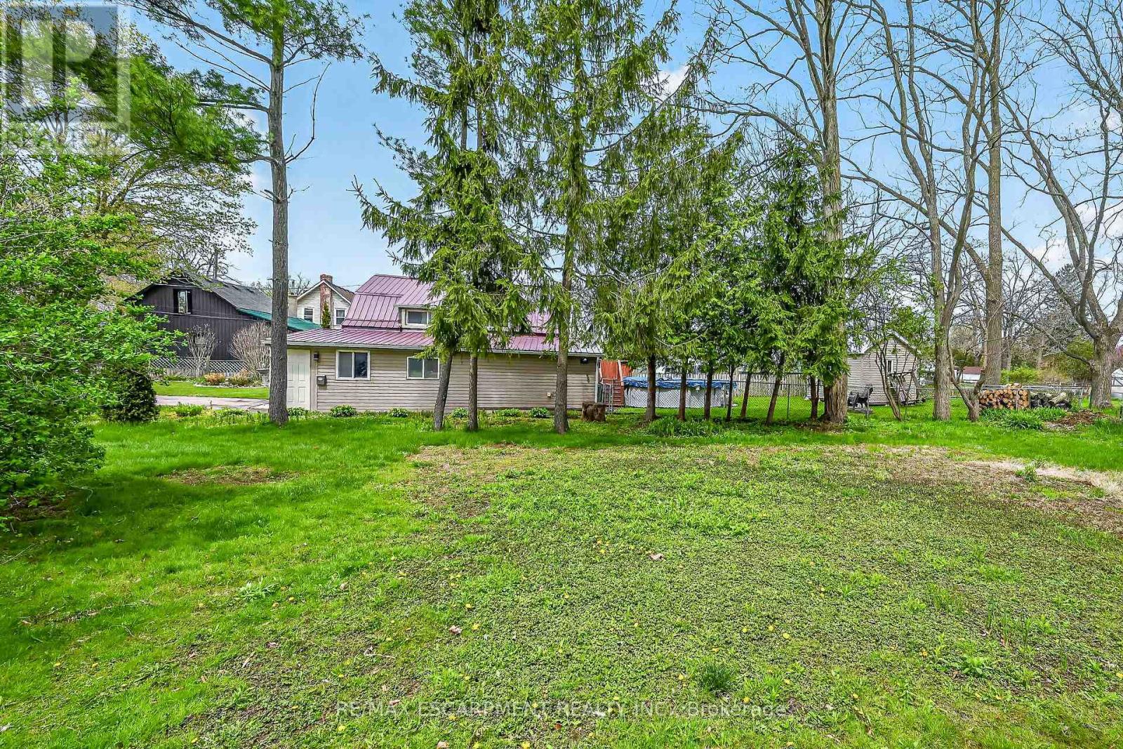 313 JOHN STREET - 26
