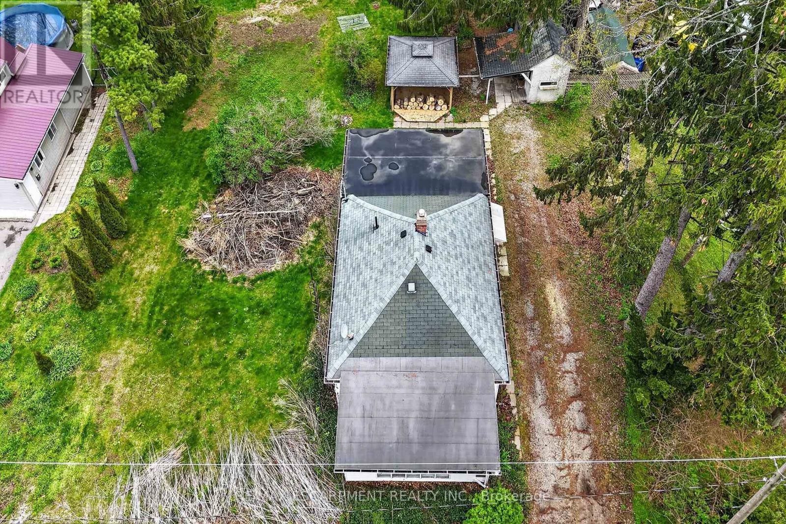 313 JOHN STREET - 37