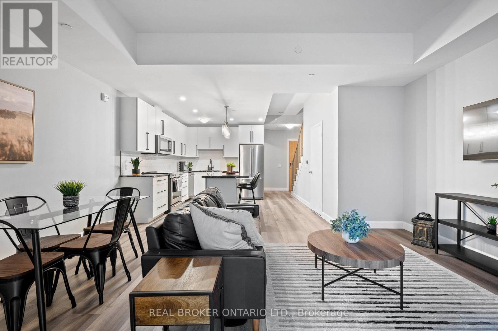 #207 51 DAVID STREET - 12