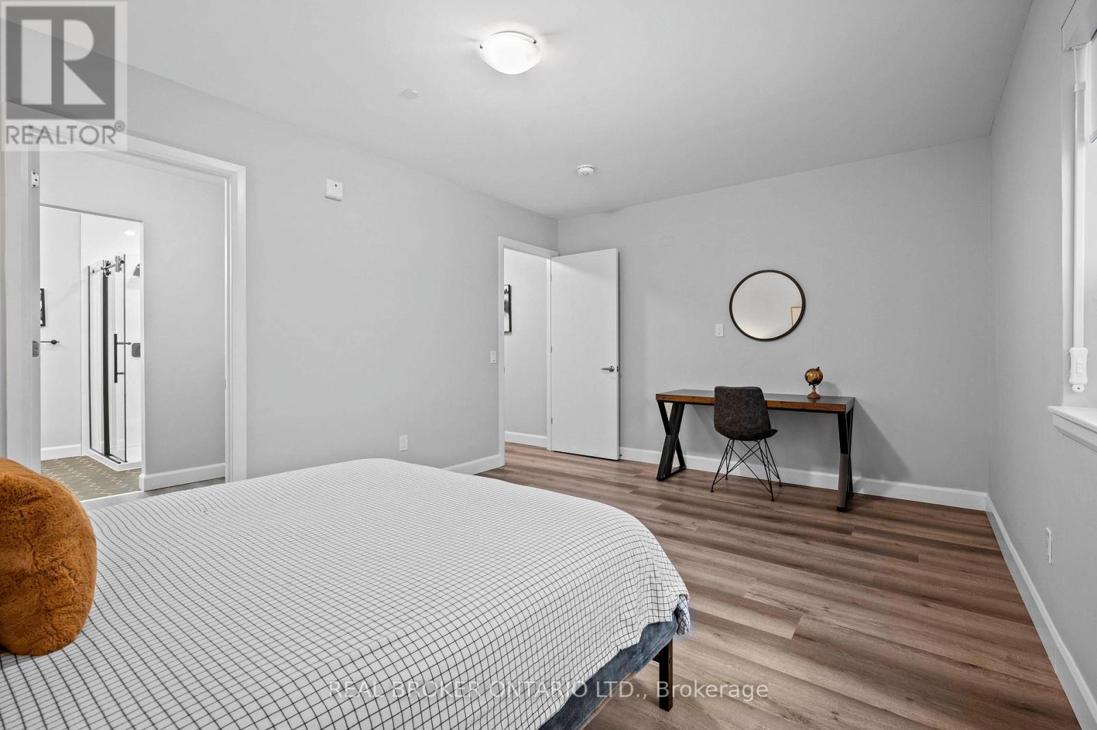 #207 51 DAVID STREET - 17
