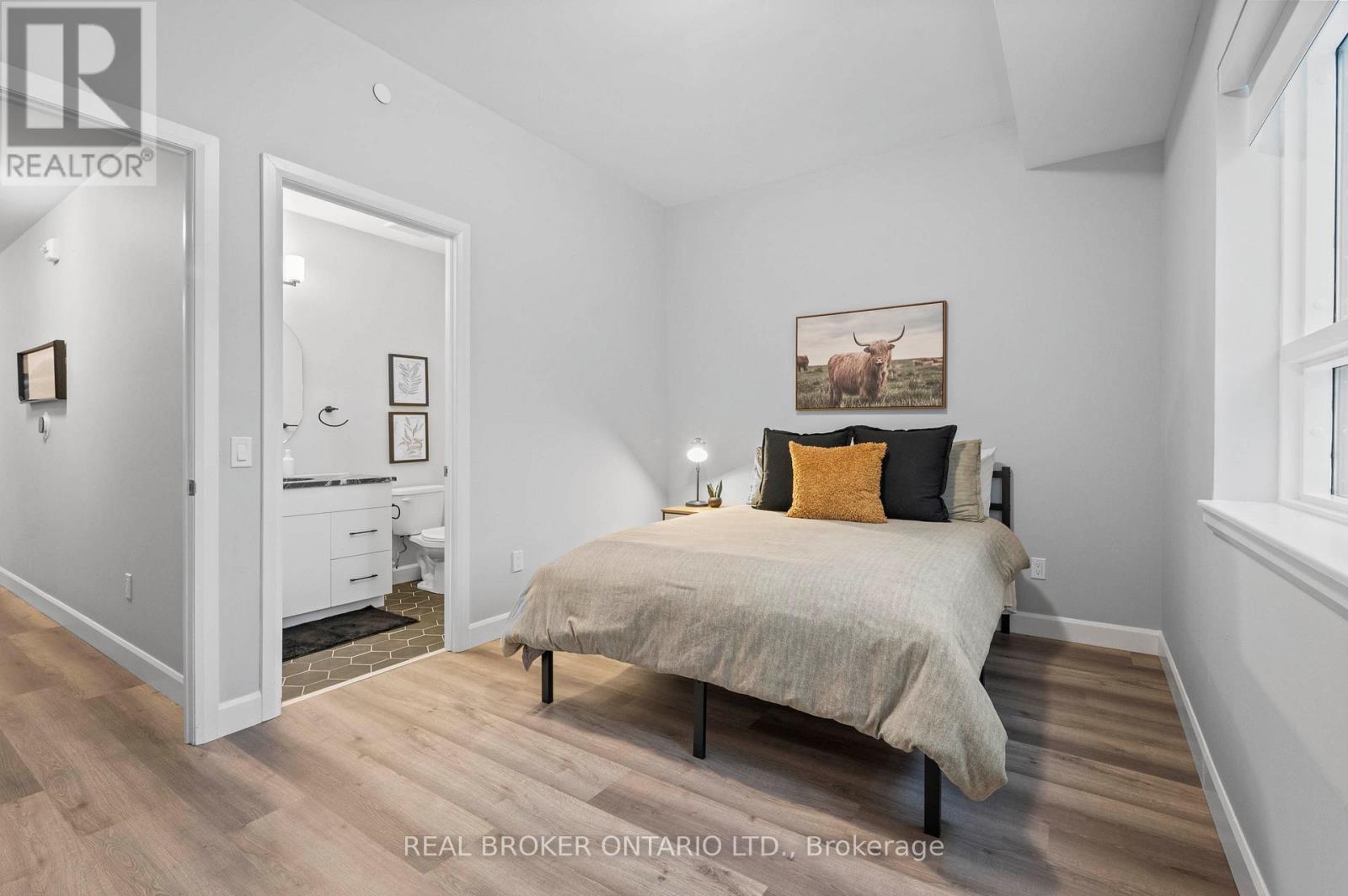 #207 51 DAVID STREET - 21