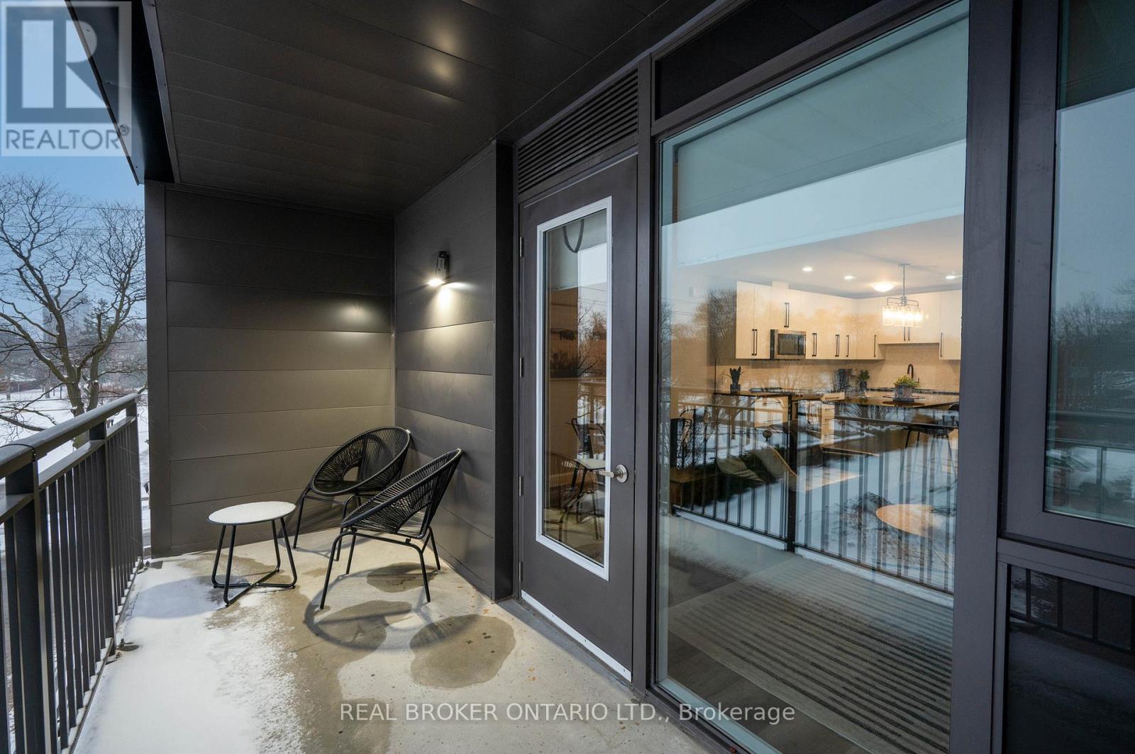 #207 51 DAVID STREET - 24