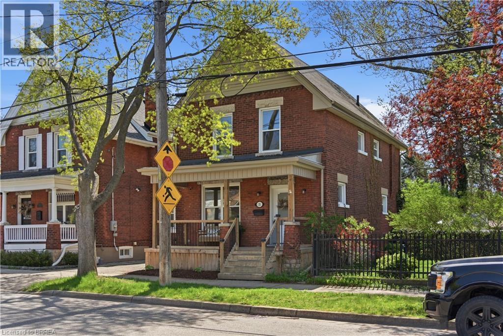 33 RICHMOND Street, Brantford, Ontario, N3T3Y2 — Photo 2
