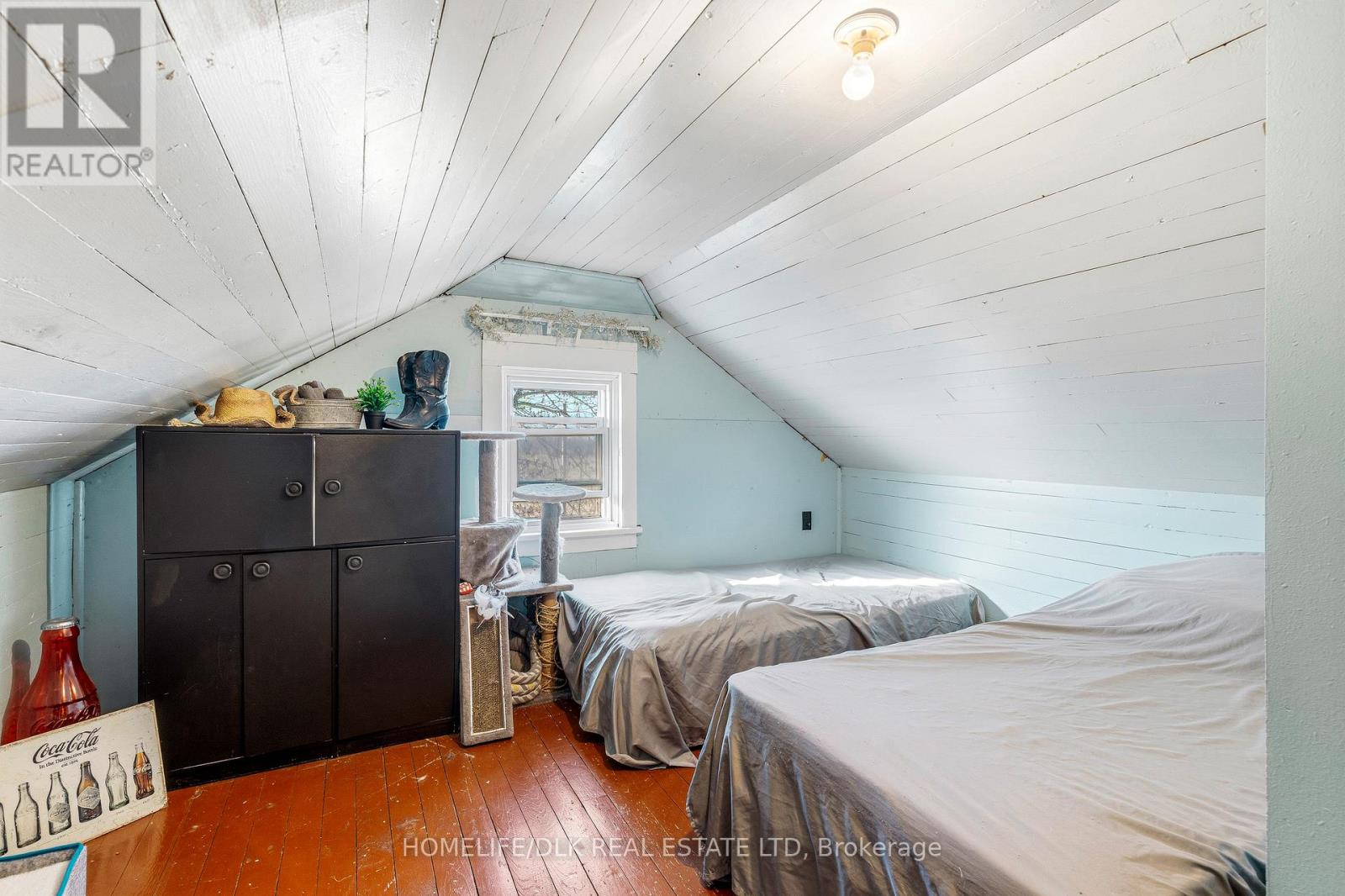 11296 ROWENA ROAD - 18