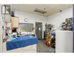 9225 County 93 Road, Midland, ON L4R4K4 Photo 12