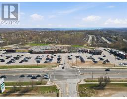 9225 County 93 Road, Midland, ON L4R4K4 Photo 26