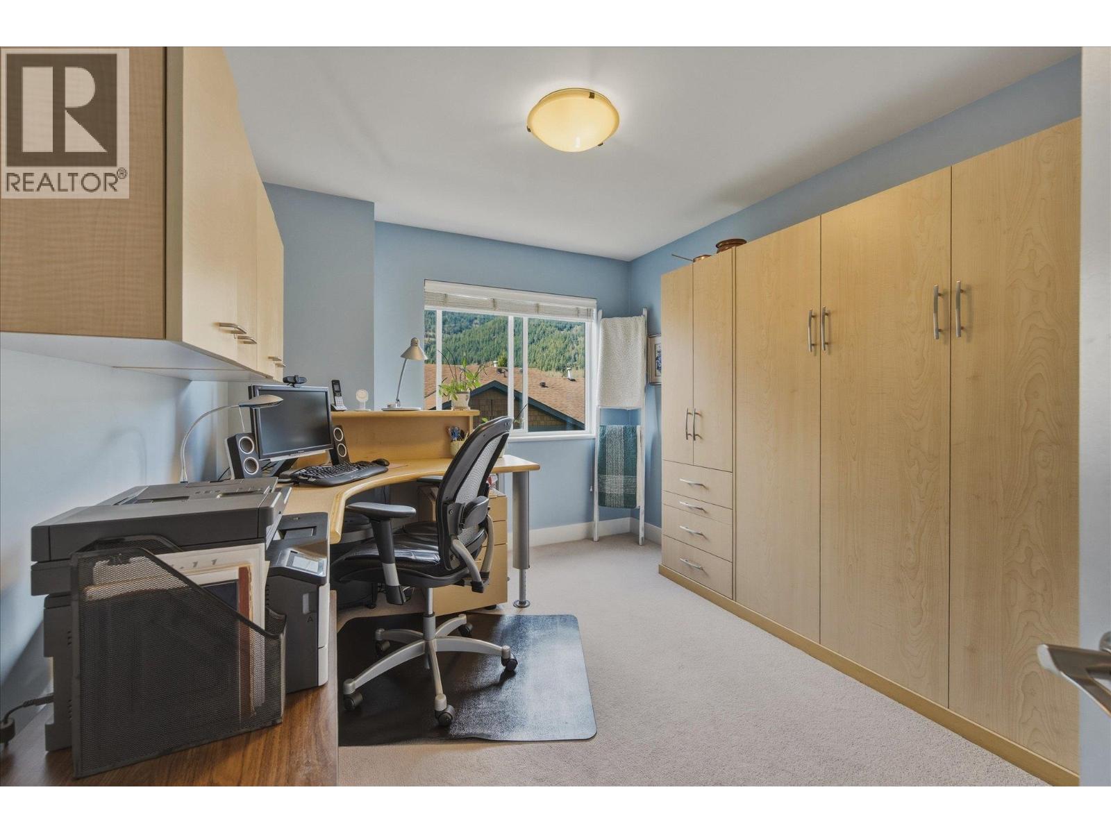 24 39758 GOVERNMENT ROAD, Squamish