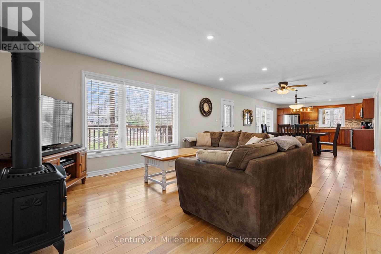 51 LARKWHISTLE AVENUE - 13