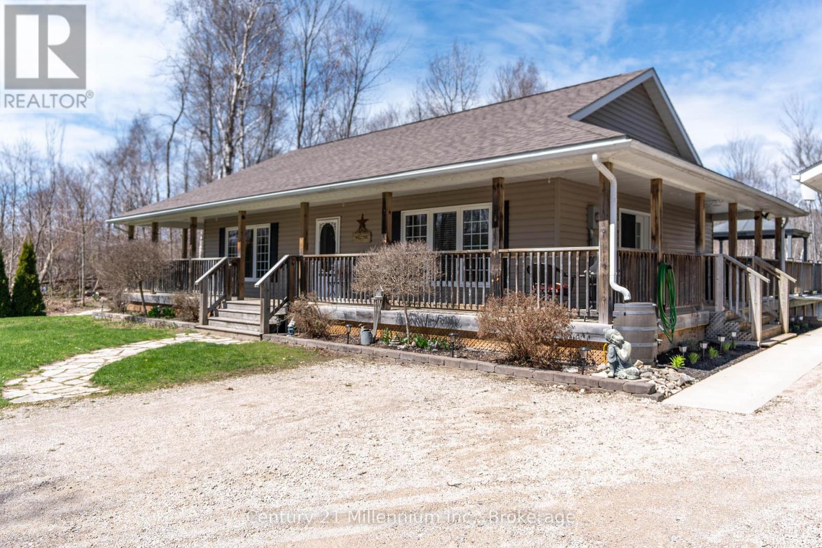51 LARKWHISTLE AVENUE - Image 3