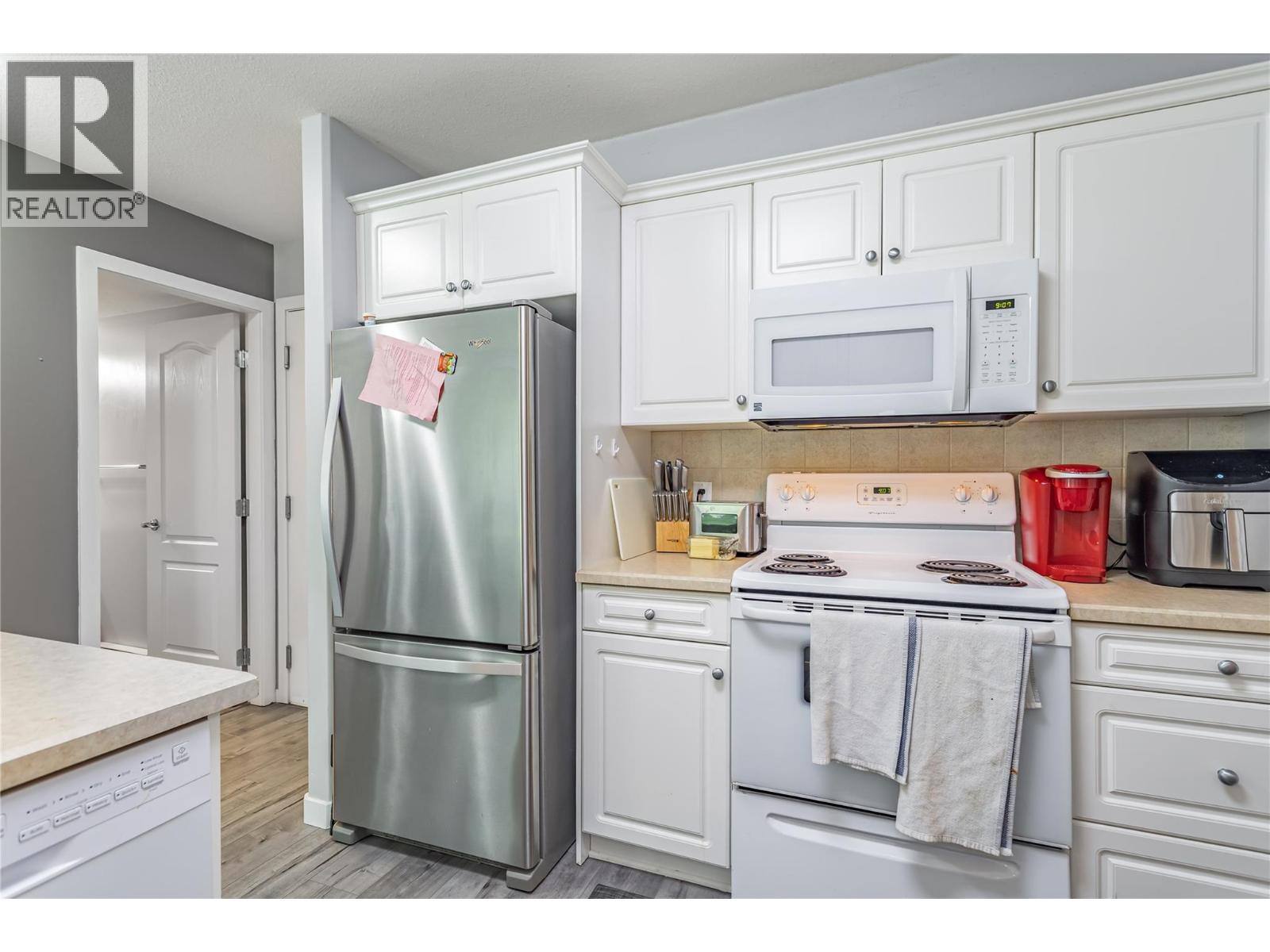 114 260 Franklyn Road, Kelowna