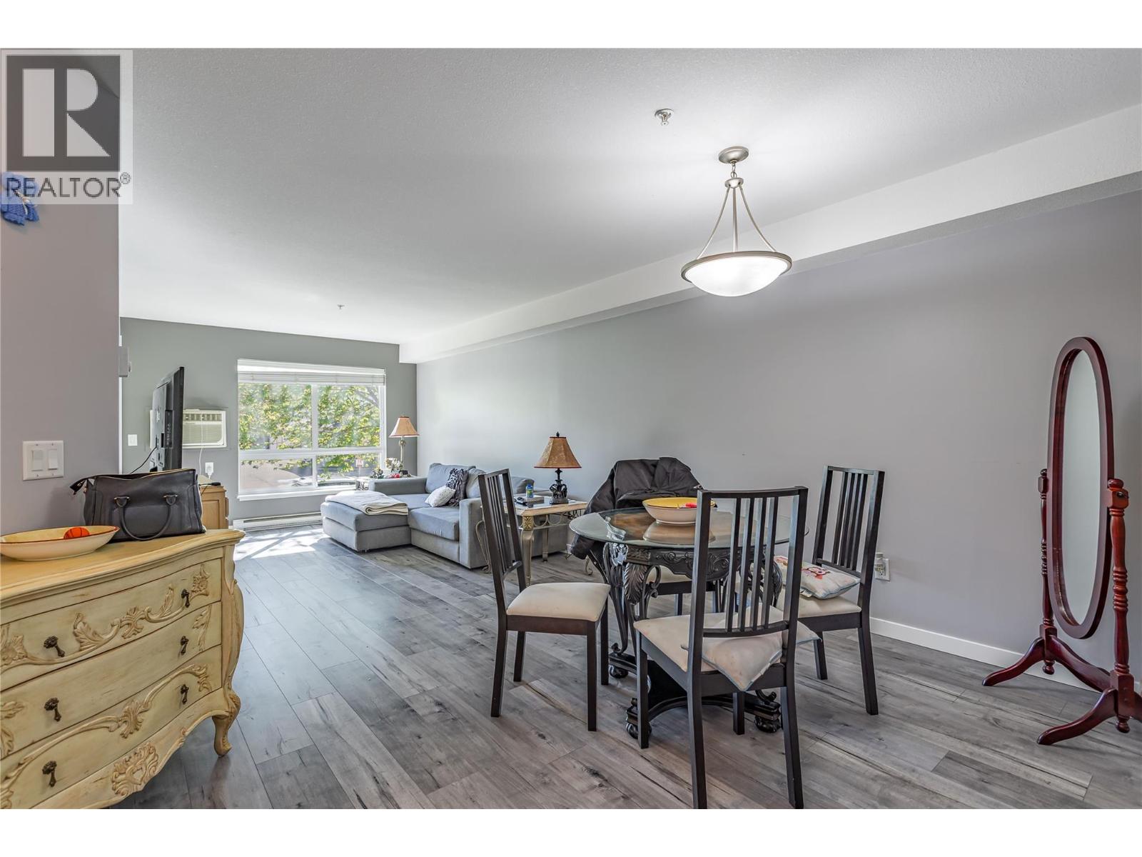 114 260 Franklyn Road, Kelowna