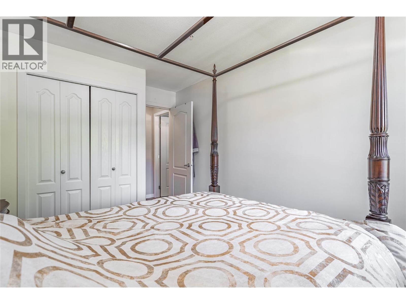 114 260 Franklyn Road, Kelowna