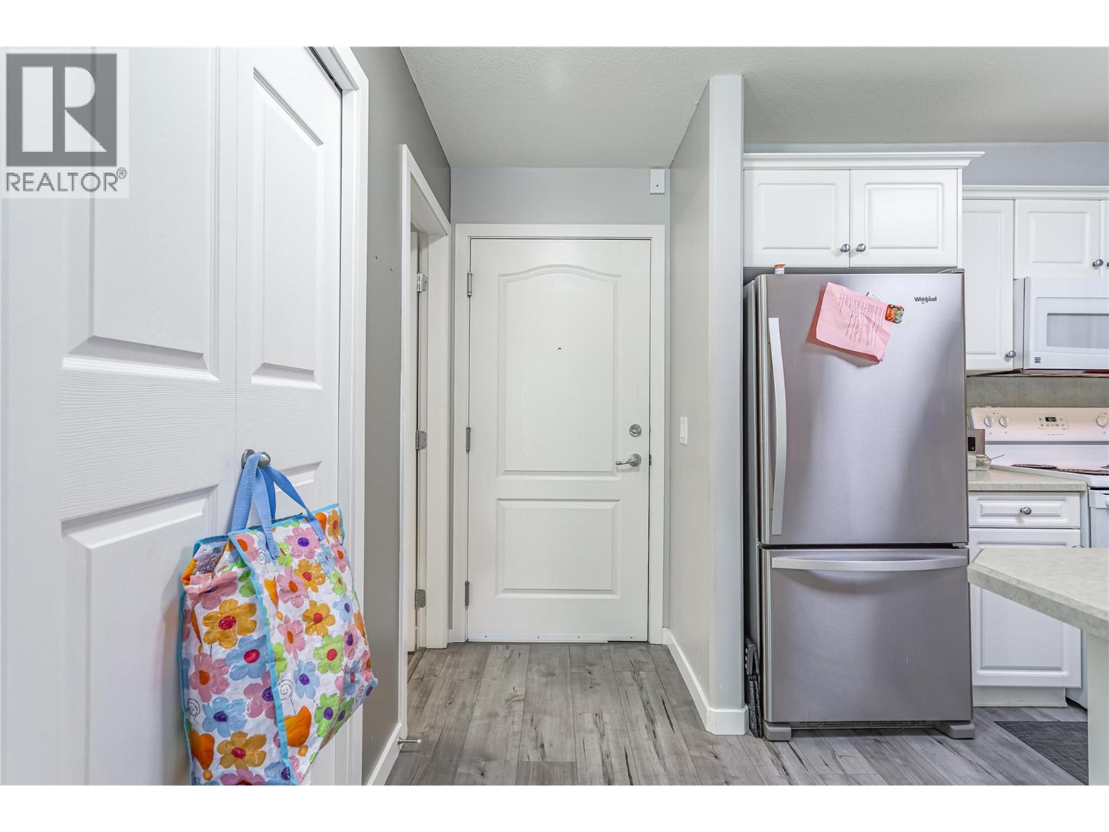 114 260 Franklyn Road, Kelowna