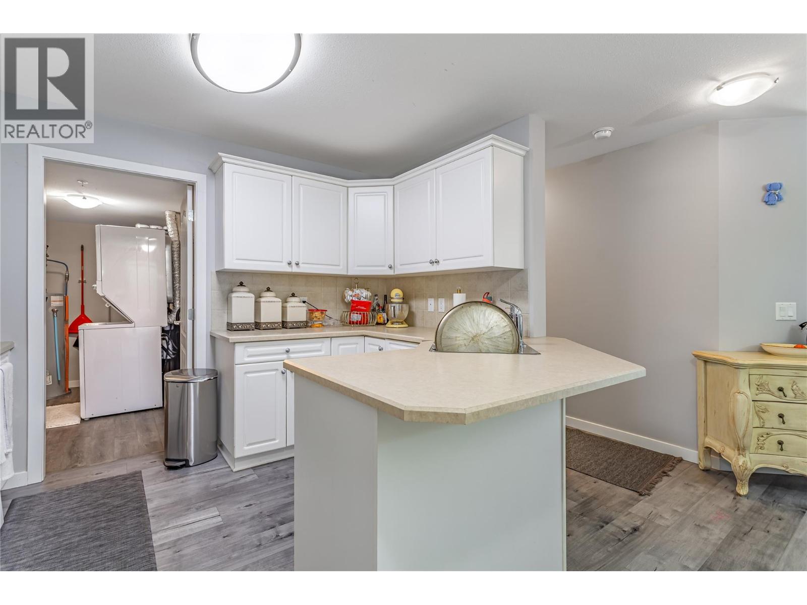 114 260 Franklyn Road, Kelowna