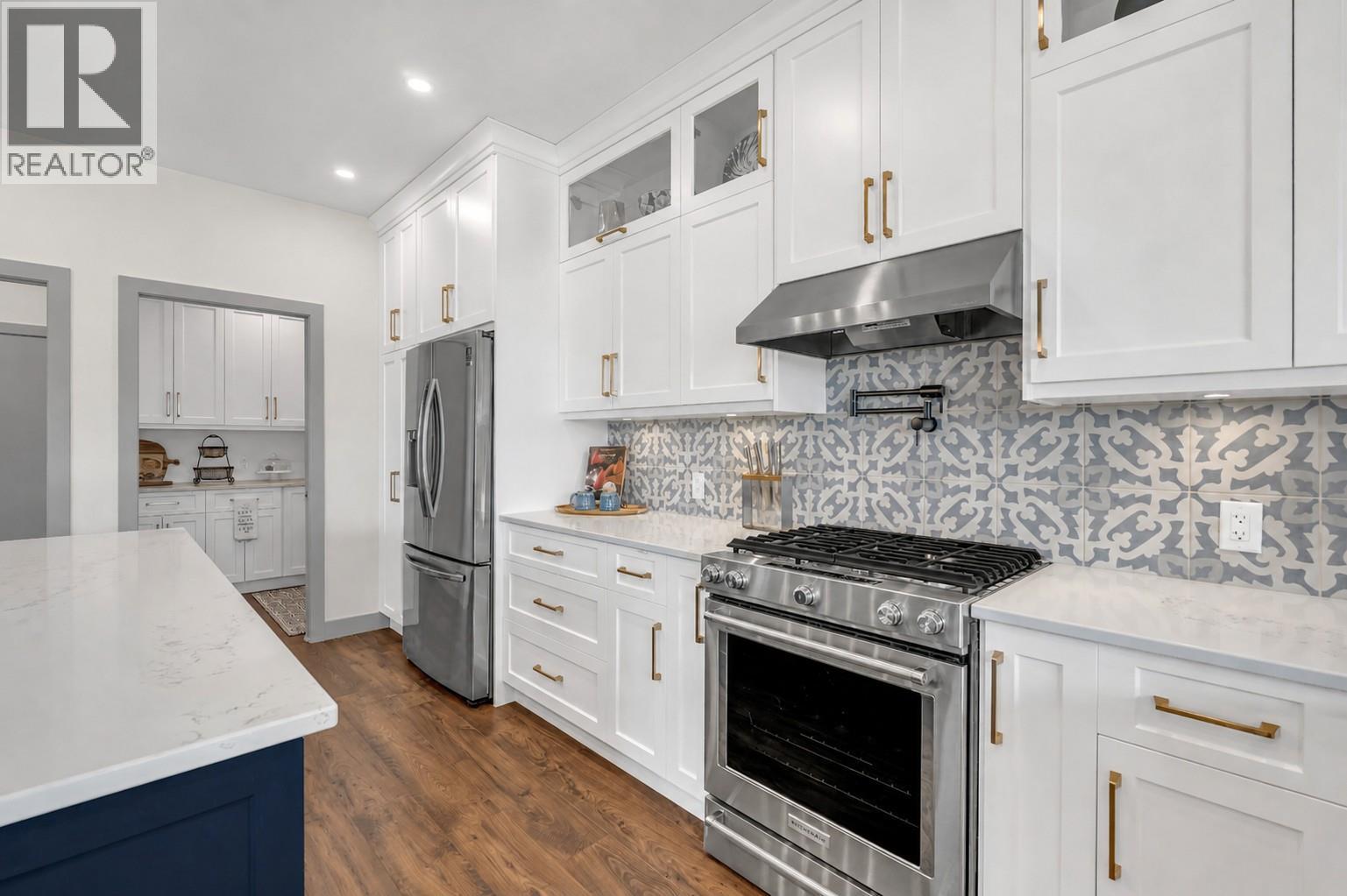 17439 Sanborn Street - 8