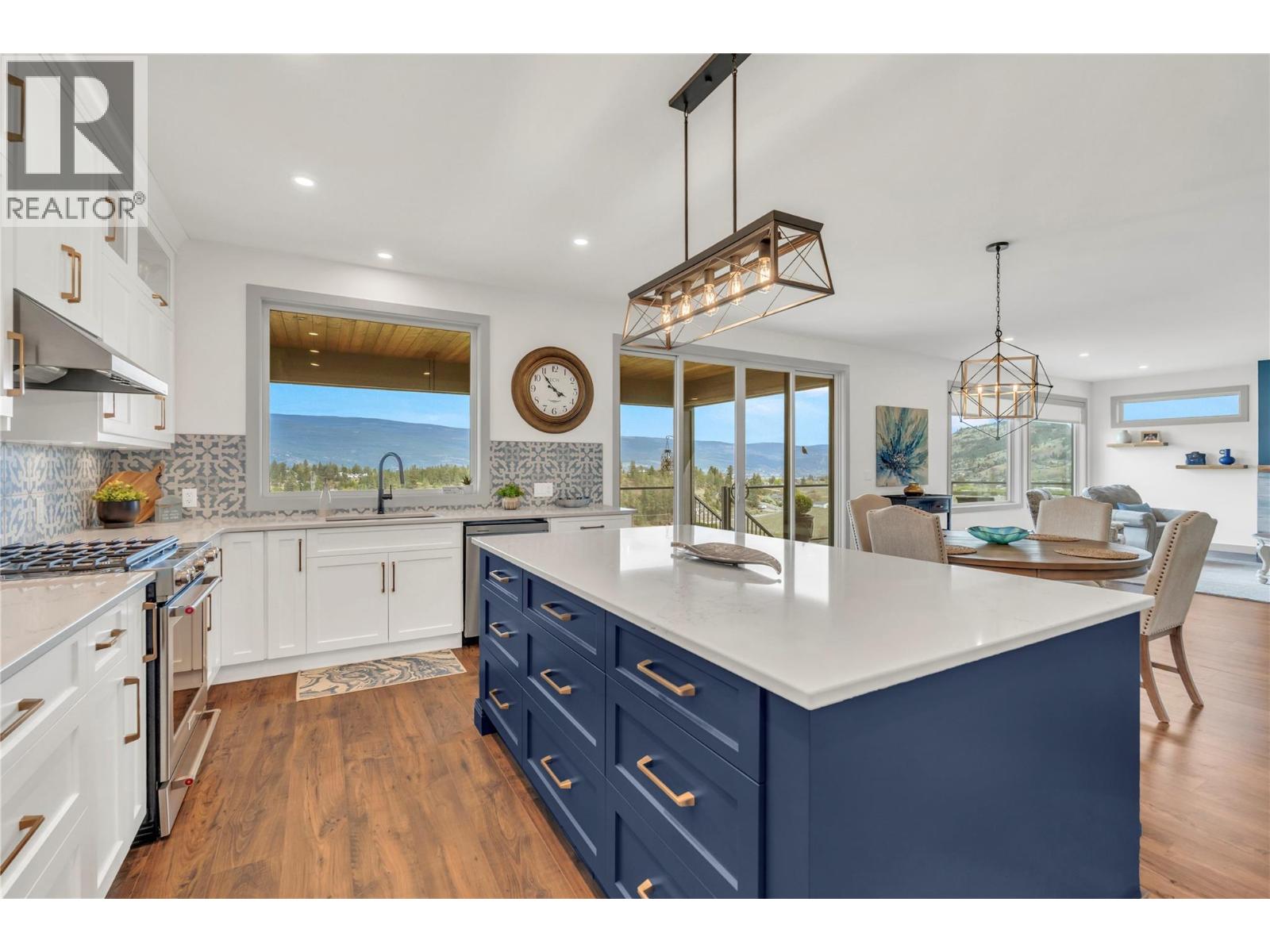 17439 Sanborn Street - 6