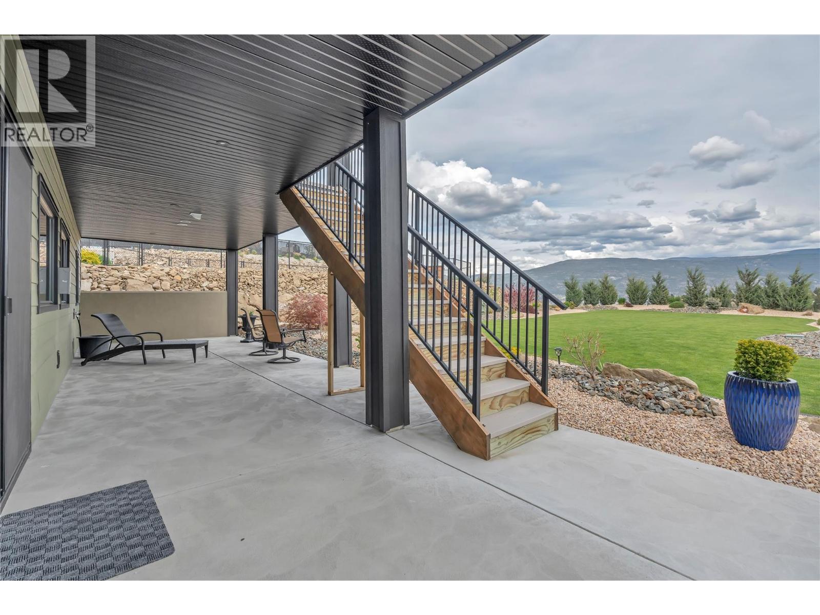 17439 Sanborn Street, Summerland