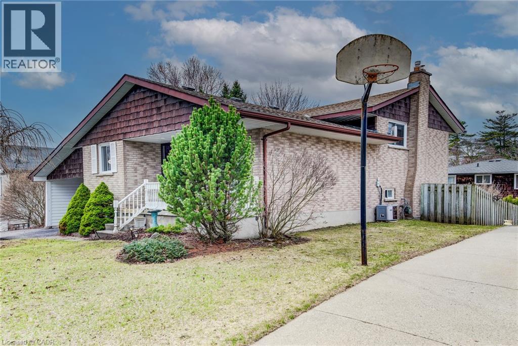 53 GREENOCK Drive - 3