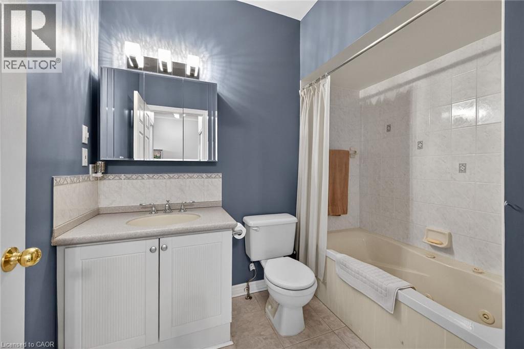 44 TWENTYPLACE Boulevard, Mount Hope, Ontario, L0R1W0 — Photo 24