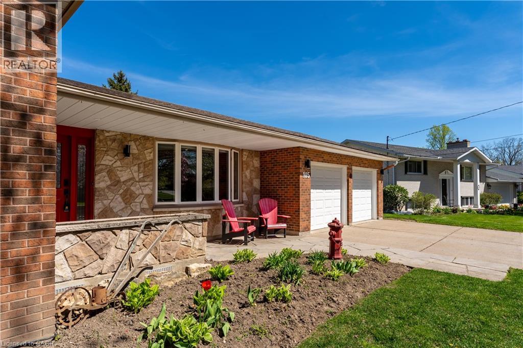 105 DALEVIEW Drive, Fonthill, Ontario, L0S1E0 — Photo 3