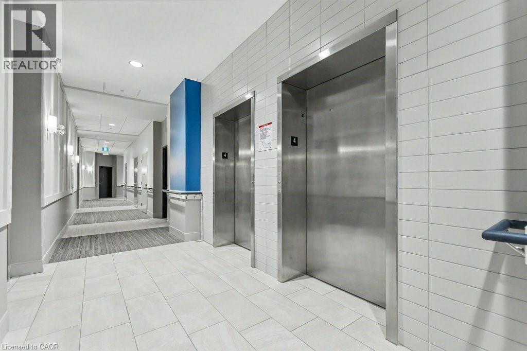 39 SISTER VARGA Terrace Unit# 116, Hamilton, Ontario, L9B0J7 — Photo 4