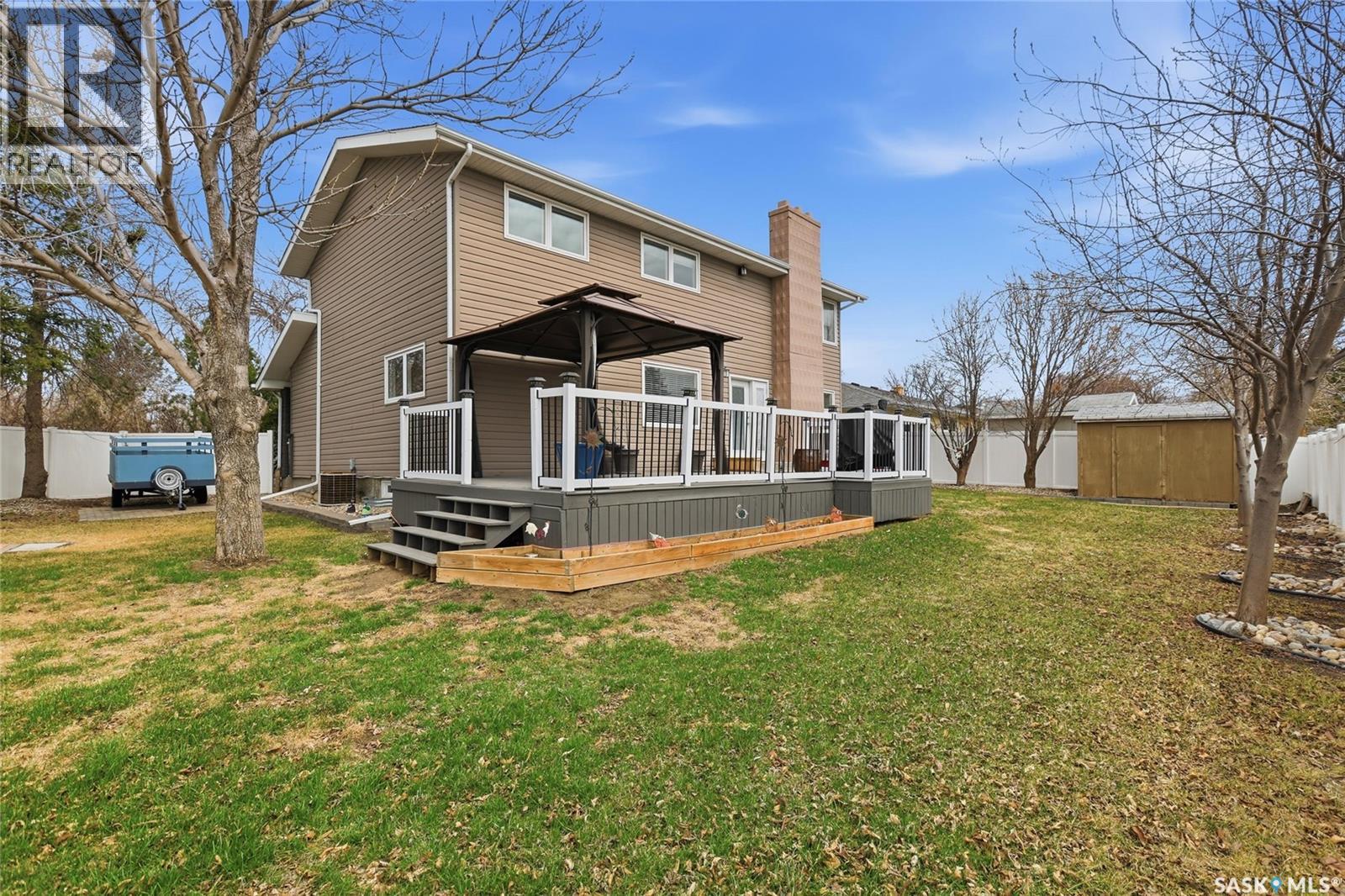 404 Dalgliesh DRIVE - 46