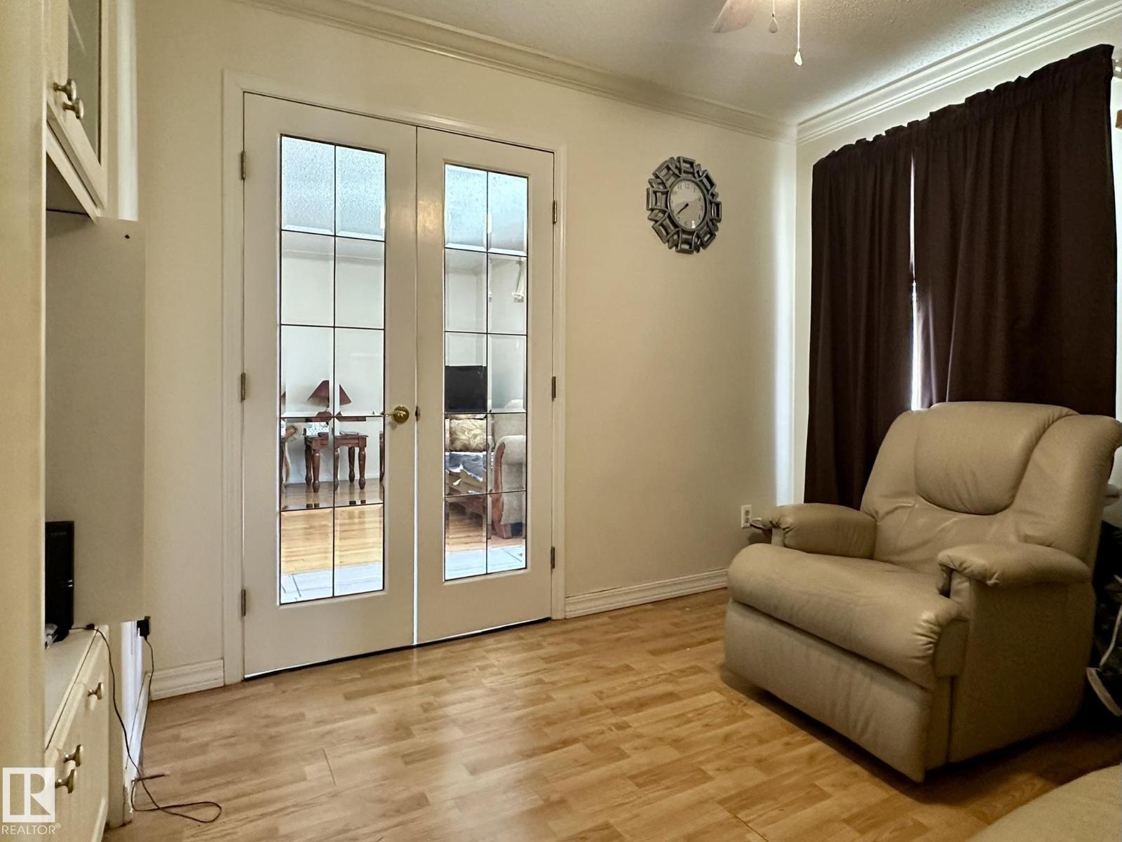 2304 151 AV NW, Edmonton