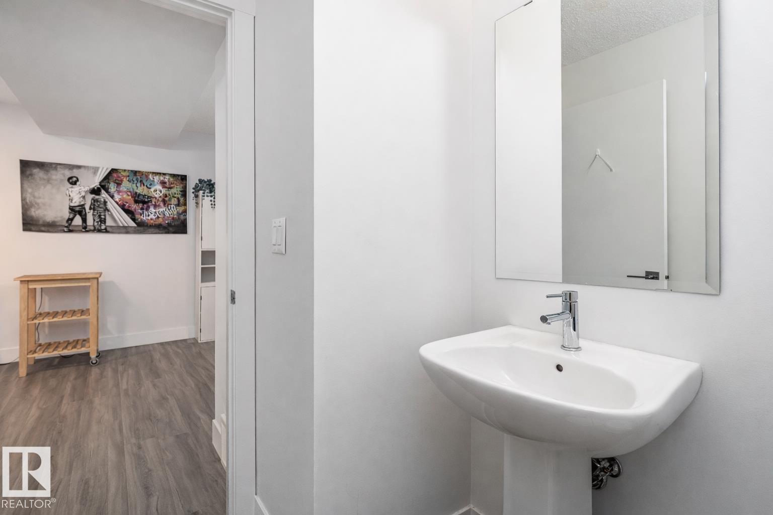 #58 16335 84 ST NW, Edmonton