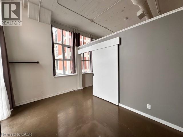 410 KING Street W Unit# 213, Kitchener, Ontario, N2G1C3 — Photo 4