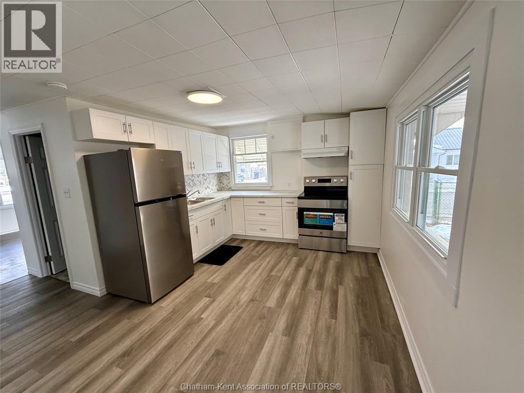 20 MCNAUGHTON AVENUE, Wallaceburg, Ontario, N8A1R8 — Photo 10