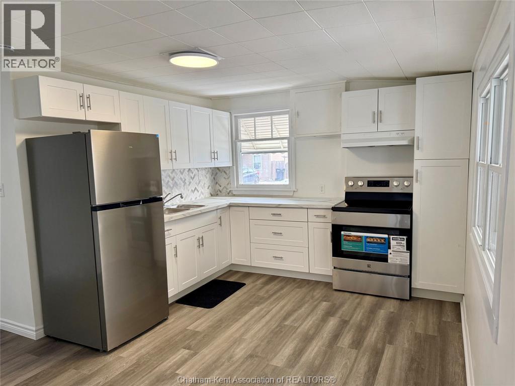 20 MCNAUGHTON AVENUE, Wallaceburg, Ontario, N8A1R8 — Photo 11