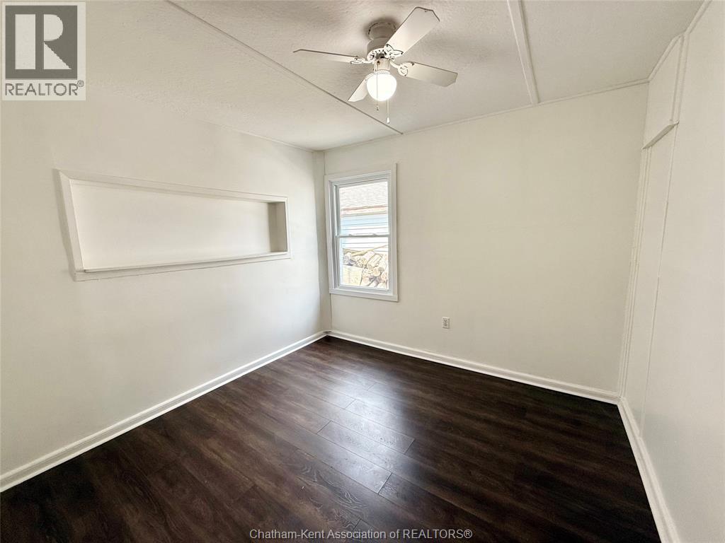 20 MCNAUGHTON AVENUE, Wallaceburg, Ontario, N8A1R8 — Photo 12