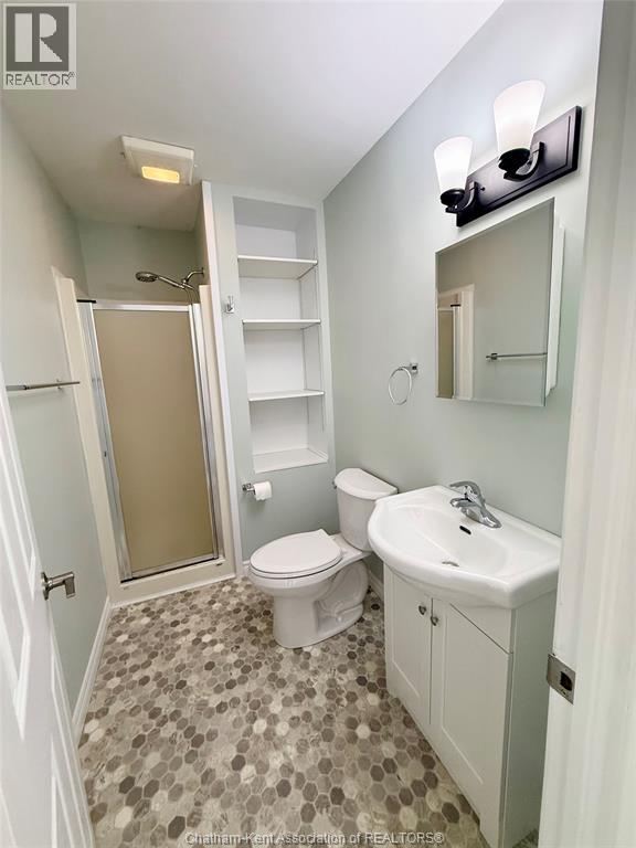 20 MCNAUGHTON AVENUE, Wallaceburg, Ontario, N8A1R8 — Photo 9