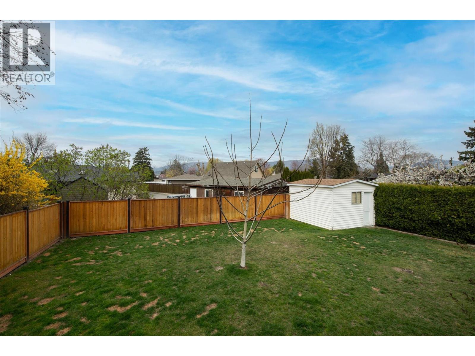 2640 Gordon Drive - 41